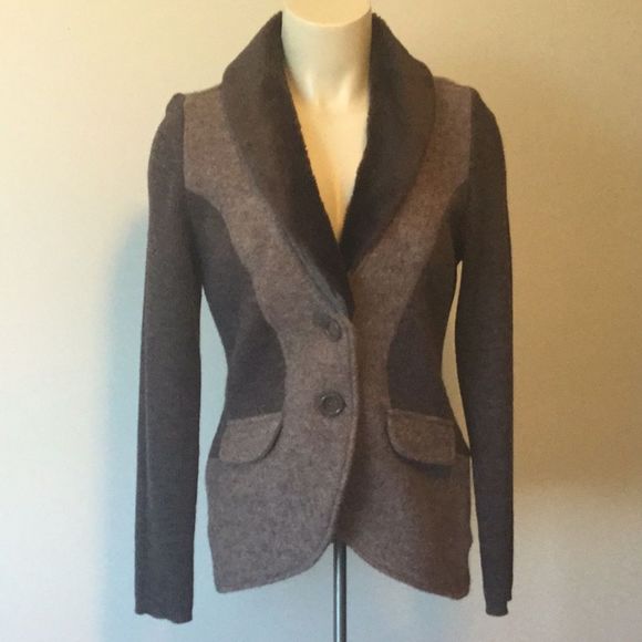 Roz & Ali Jackets & Blazers - Roz & Ali Gray and Black Blazer